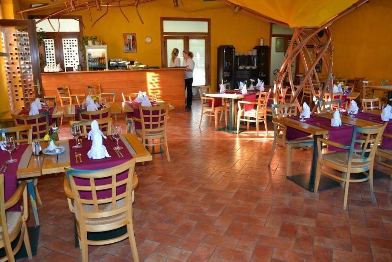 Hotel Anton Telč المظهر الخارجي الصورة